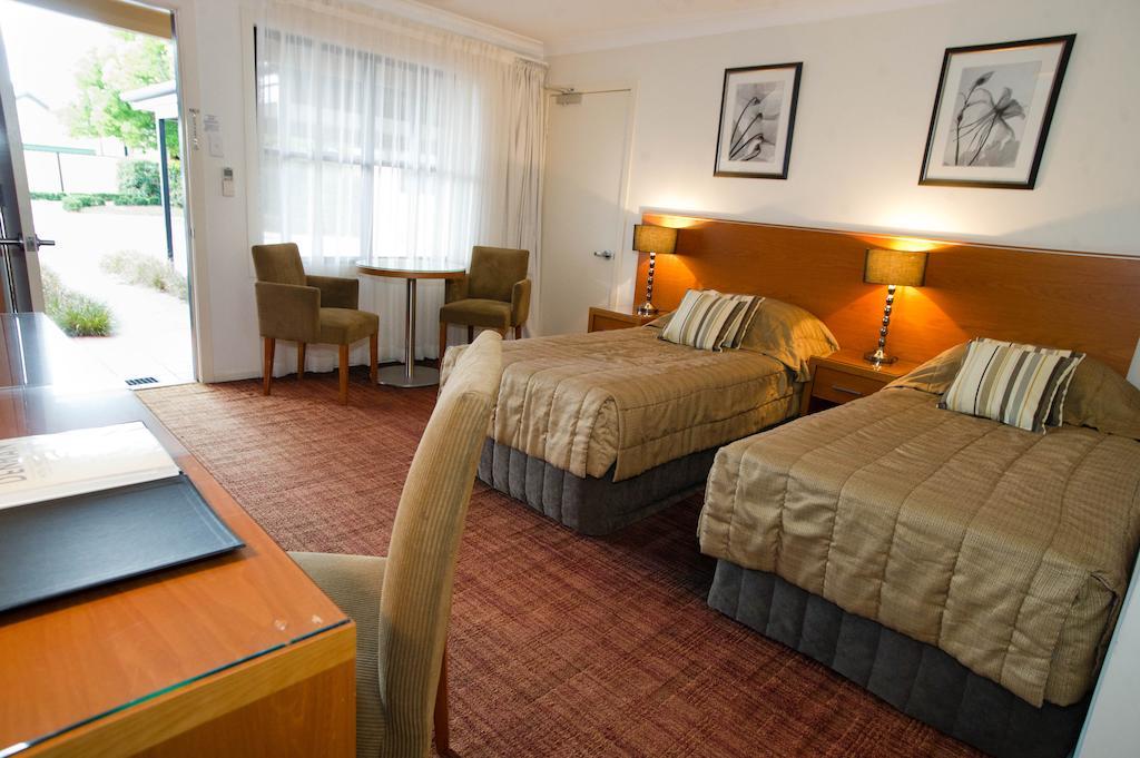 The Grapevine Motel Denman Habitación foto